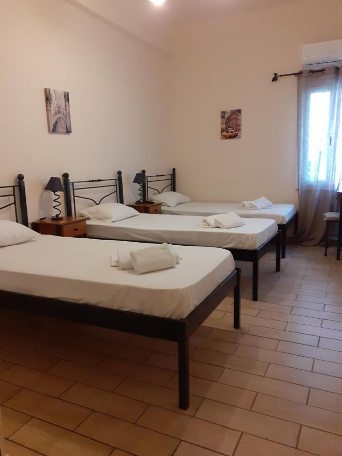 Central 9 Rooms Ermoúpoli Eksteriør bilde