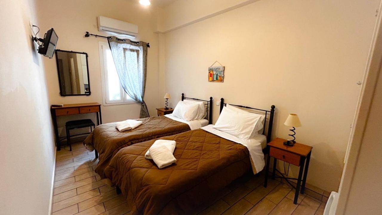 Central 9 Rooms Ermoúpoli Eksteriør bilde