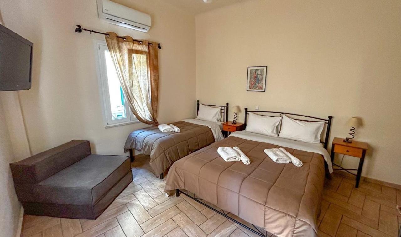 Central 9 Rooms Ermoúpoli Eksteriør bilde