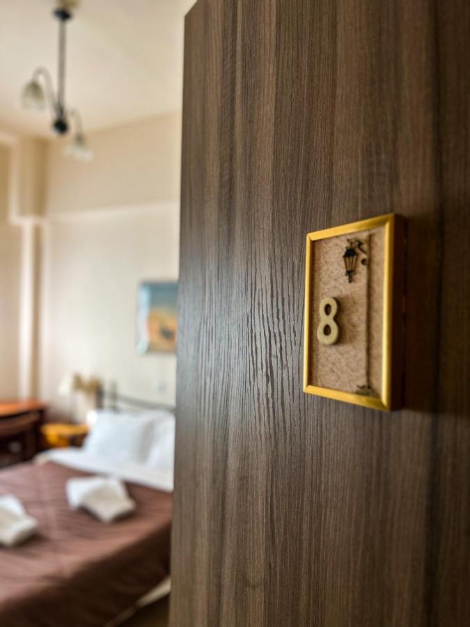 Central 9 Rooms Ermoúpoli Eksteriør bilde