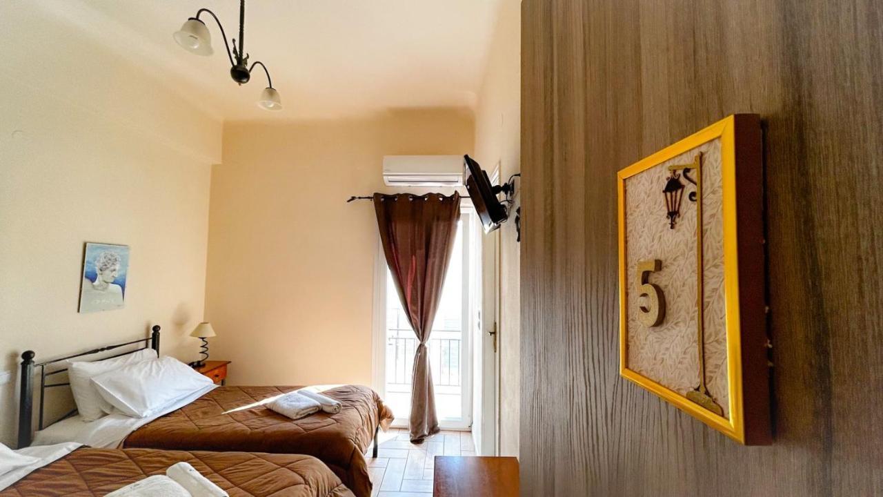 Central 9 Rooms Ermoúpoli Eksteriør bilde