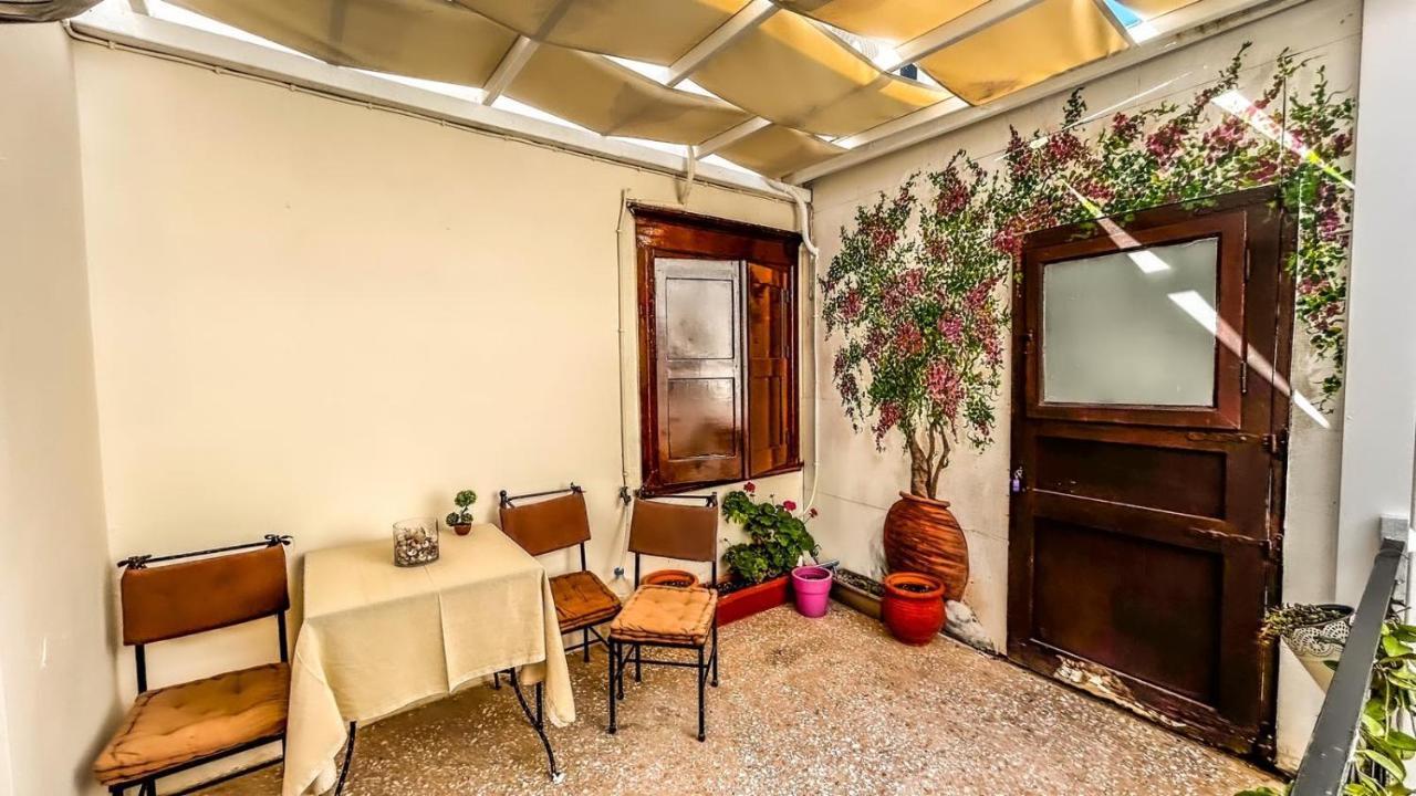 Central 9 Rooms Ermoúpoli Eksteriør bilde